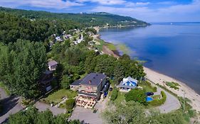 Auberge de la rive de Charlevoix - Auberge de jeunesse familiale pour voyageurs de tous âges